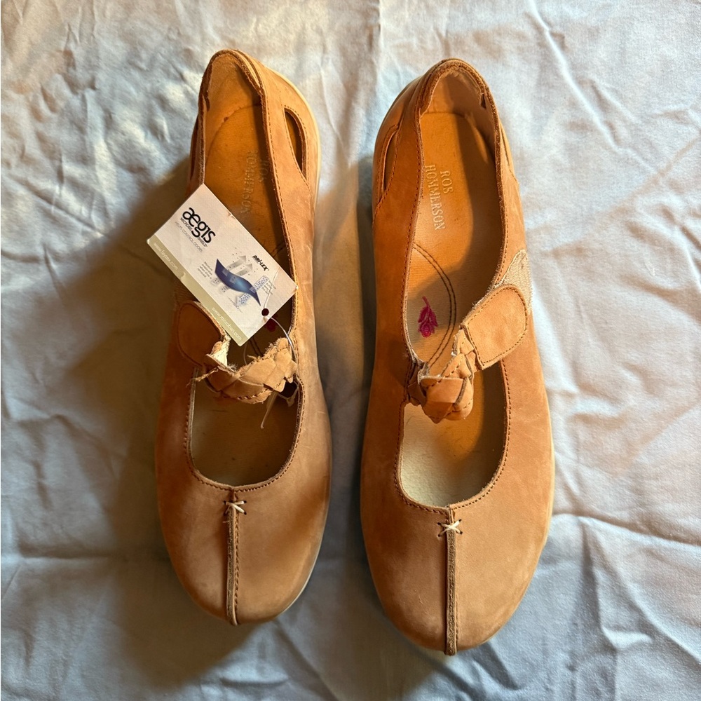 Ross Hommerson Women's Tan Leather shoes